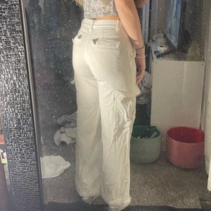 ARITZIA TNA Corbett Pant Size 4 gentley worn #aritzia #simple #basics